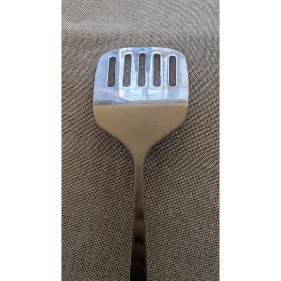 Wolfgang Puck Cafe Collection Slotted Stainless Steel Spatula, 12.75, Gourmet - Picture 4 of 6
